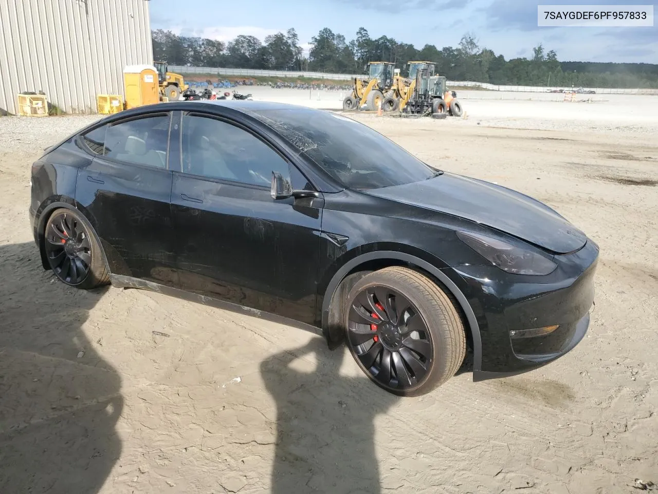 7SAYGDEF6PF957833 2023 Tesla Model Y