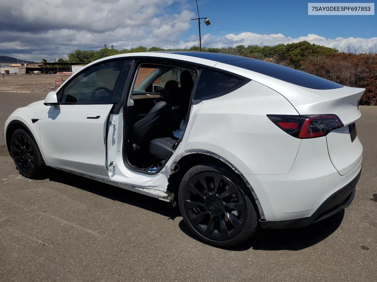 7SAYGDEE5PF697853 2023 Tesla Model Y