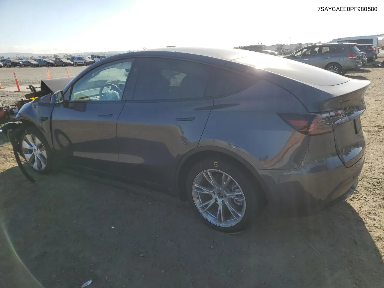 7SAYGAEE0PF980580 2023 Tesla Model Y