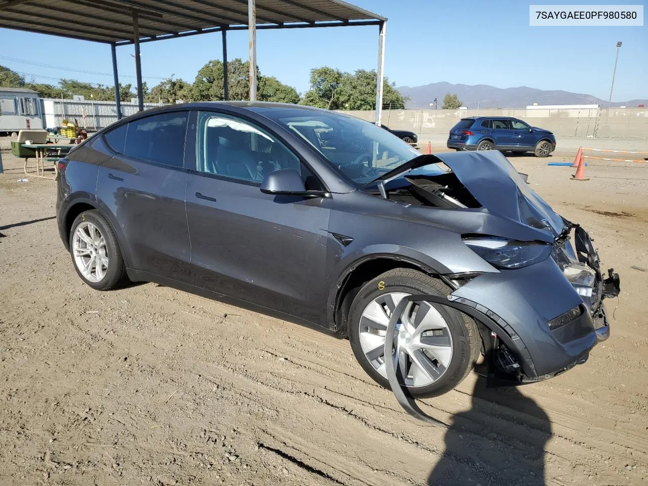 7SAYGAEE0PF980580 2023 Tesla Model Y