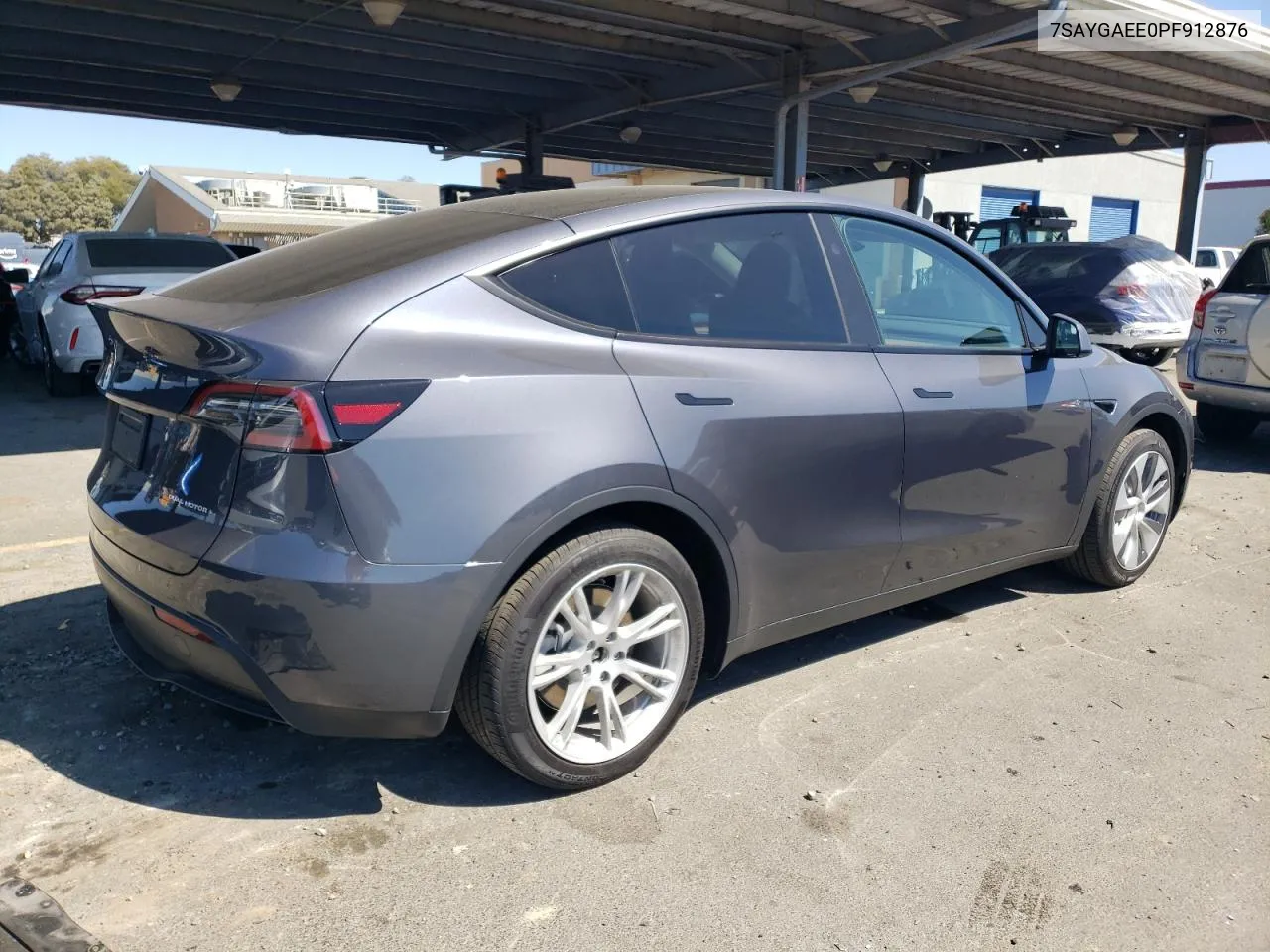 7SAYGAEE0PF912876 2023 Tesla Model Y