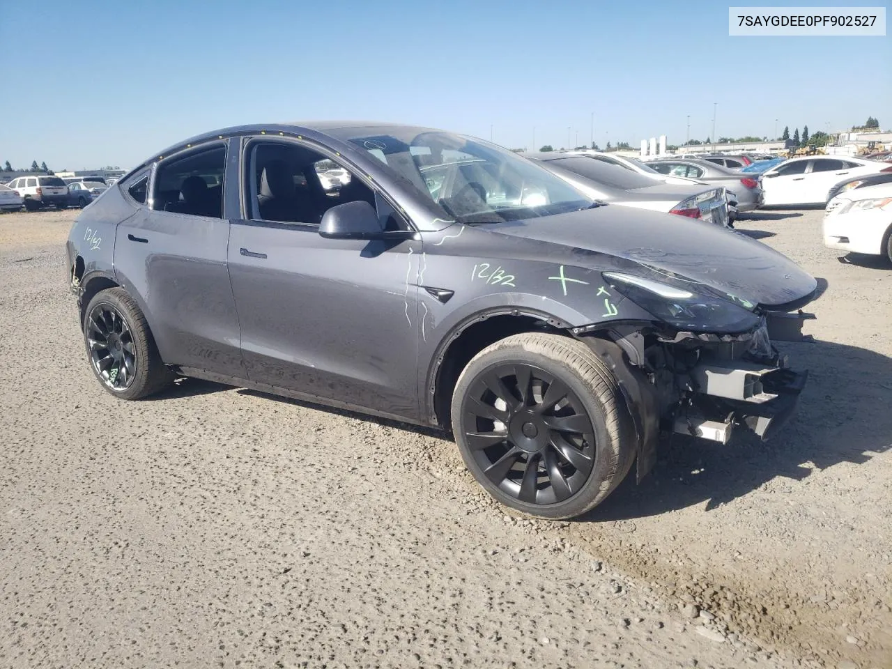 2023 Tesla Model Y VIN: 7SAYGDEE0PF902527 Lot: 71456394