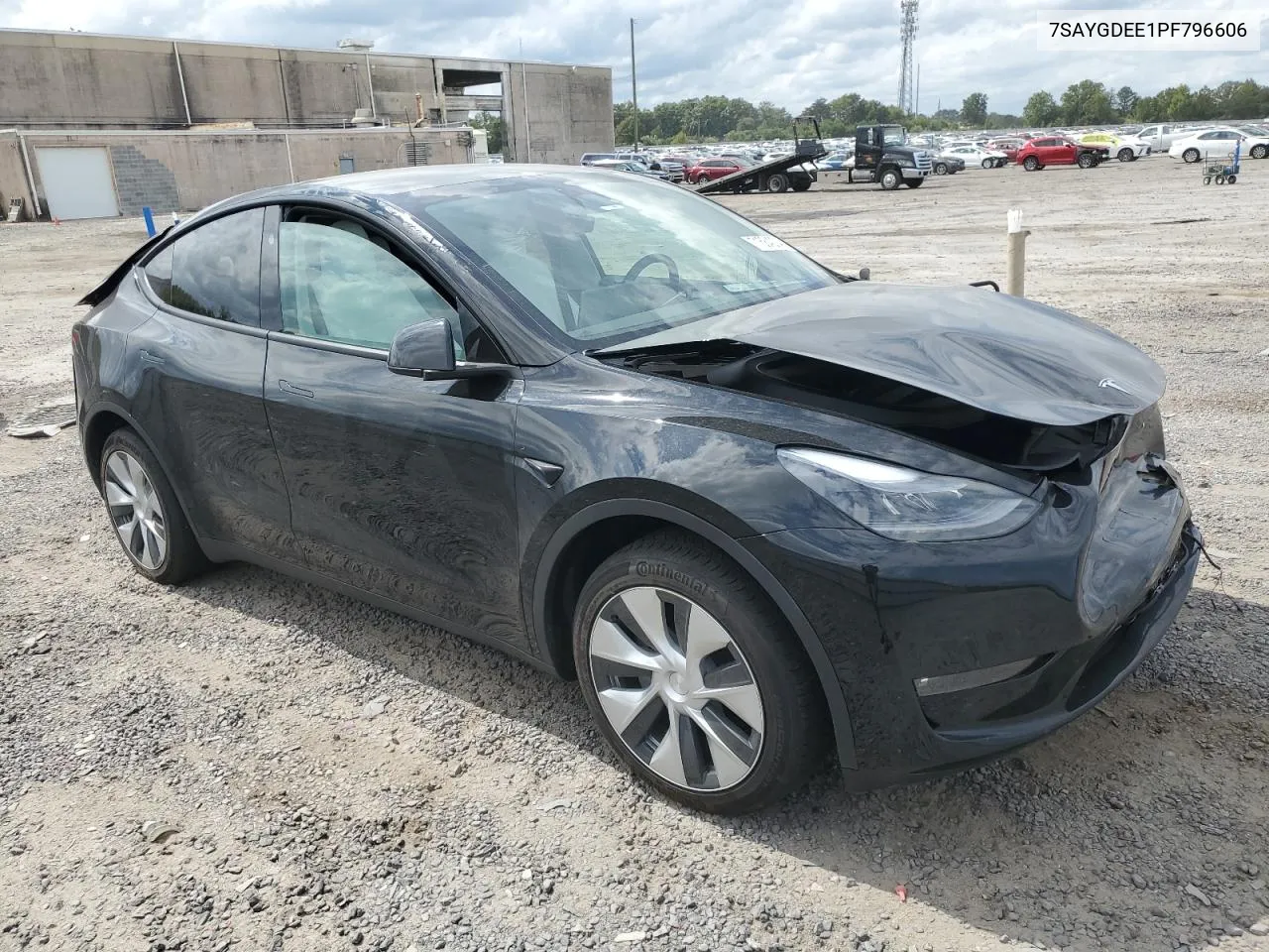 7SAYGDEE1PF796606 2023 Tesla Model Y