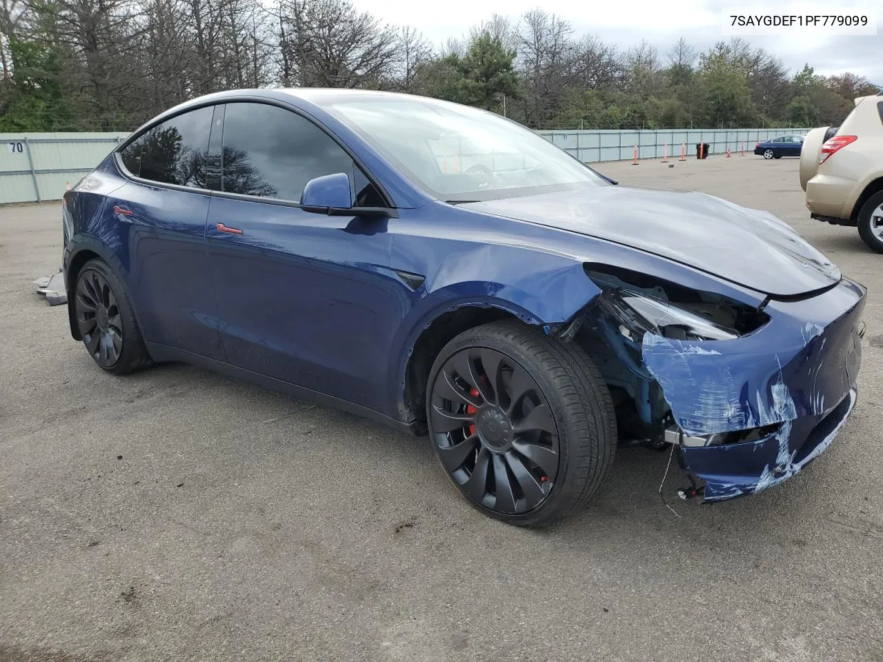 2023 Tesla Model Y VIN: 7SAYGDEF1PF779099 Lot: 71728464