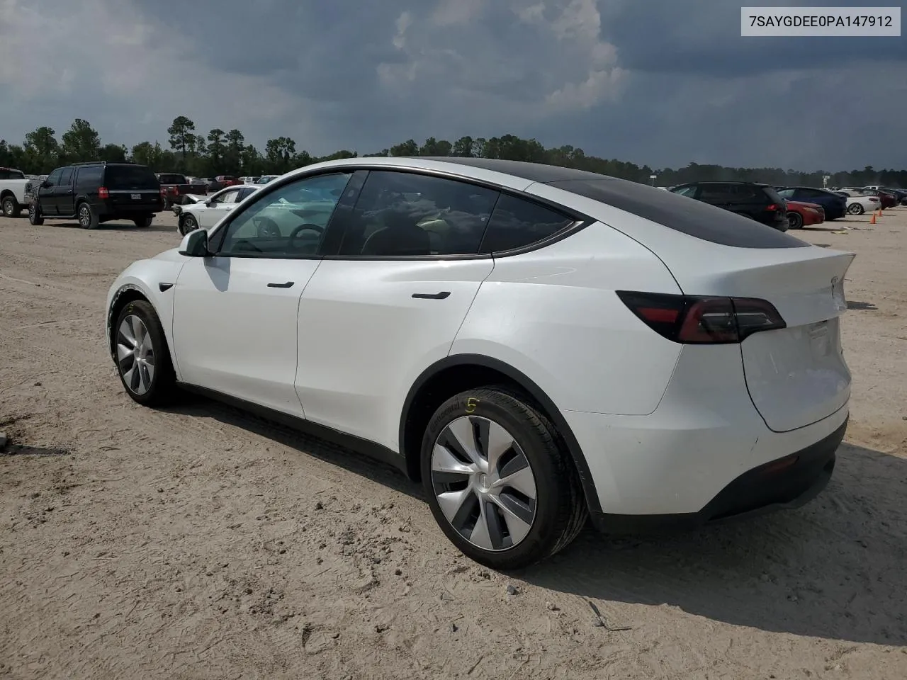 7SAYGDEE0PA147912 2023 Tesla Model Y