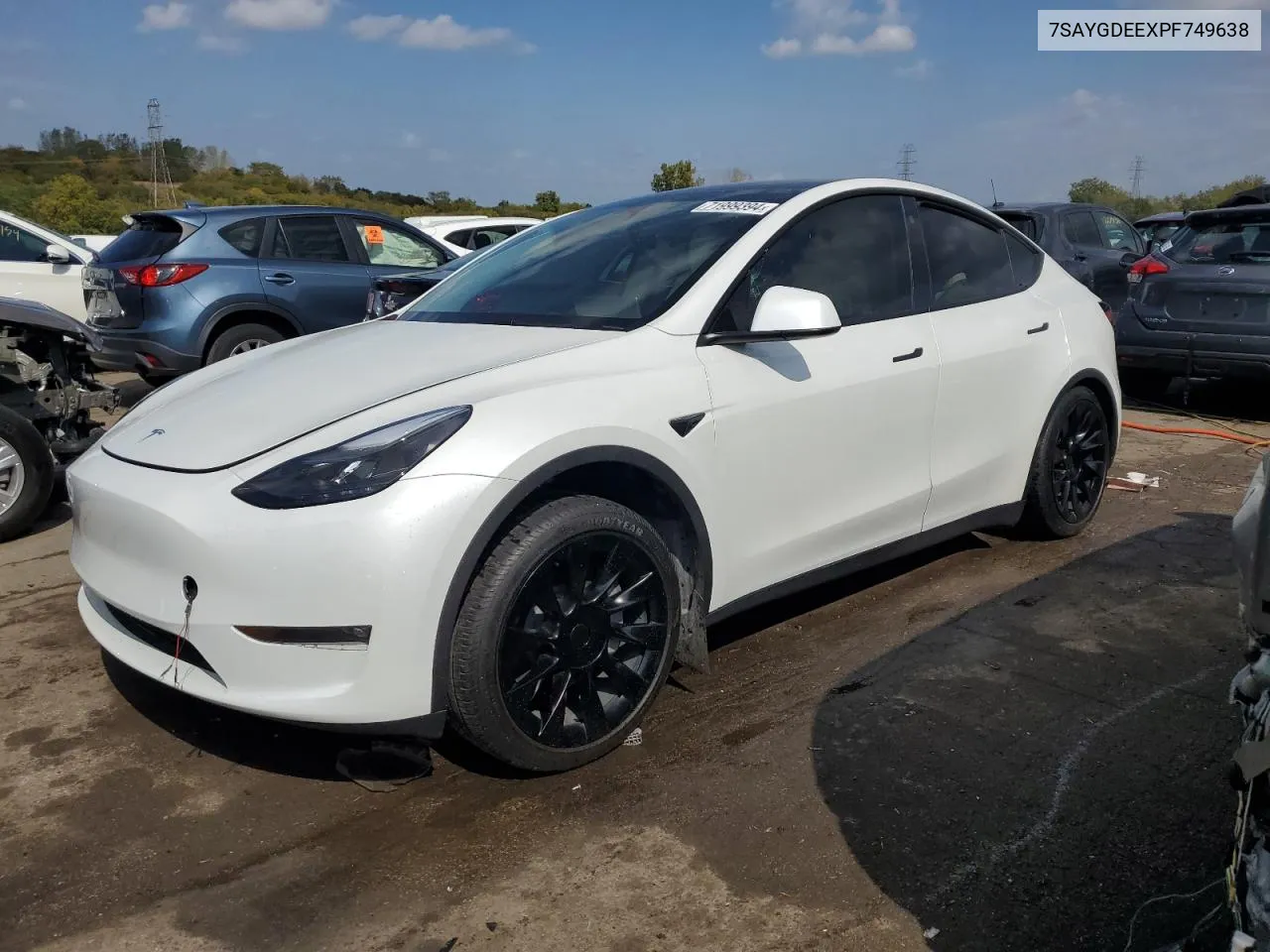 2023 Tesla Model Y VIN: 7SAYGDEEXPF749638 Lot: 71999394