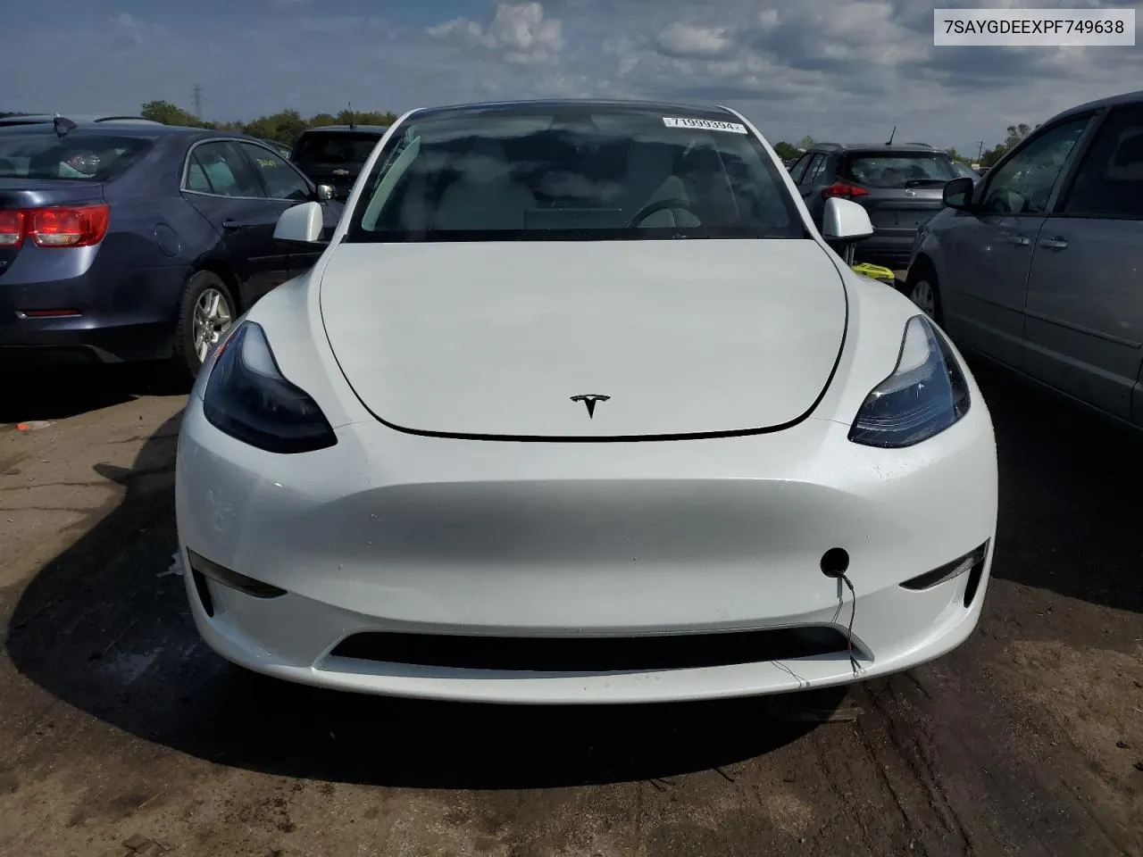 2023 Tesla Model Y VIN: 7SAYGDEEXPF749638 Lot: 71999394