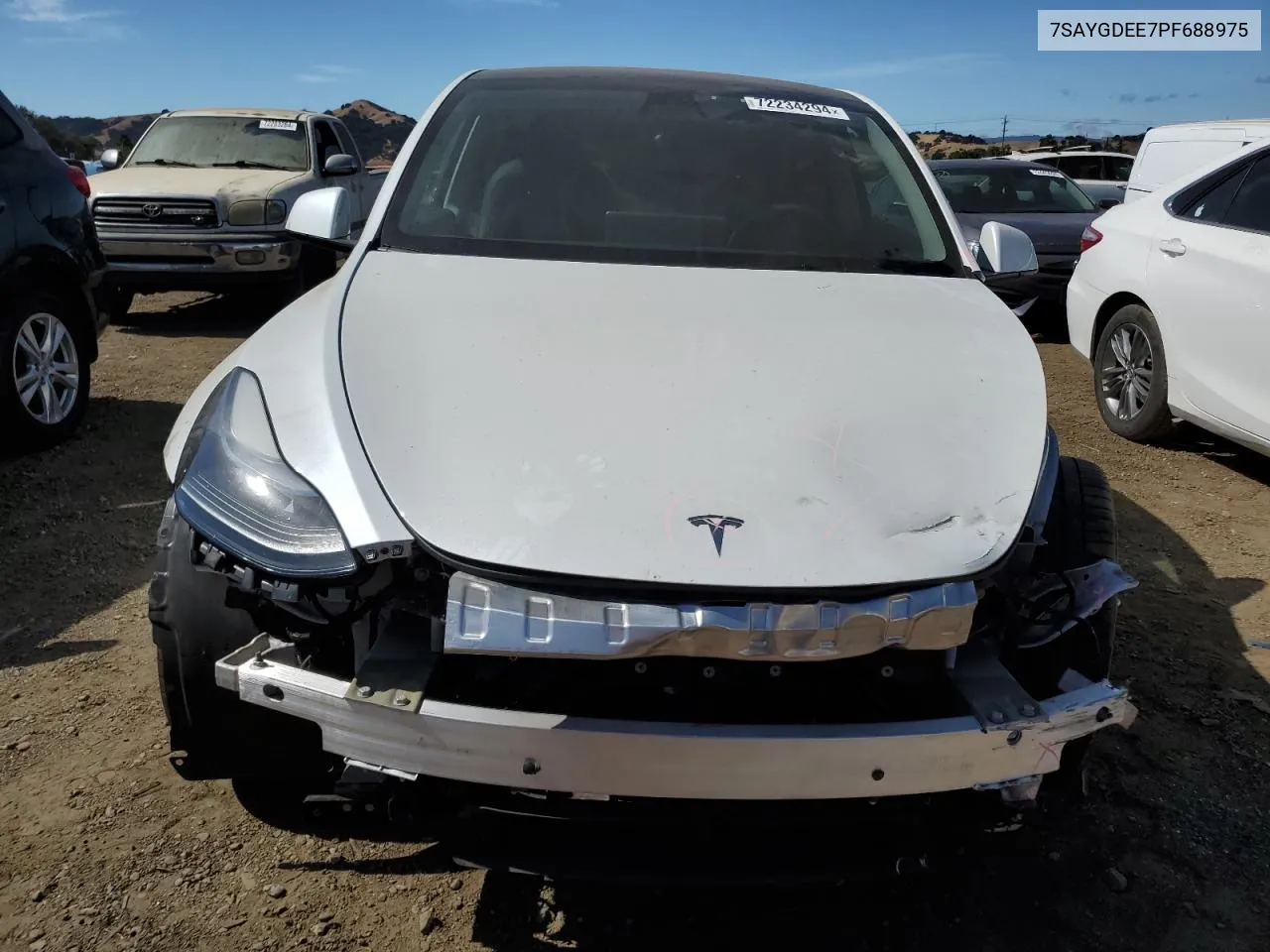 7SAYGDEE7PF688975 2023 Tesla Model Y