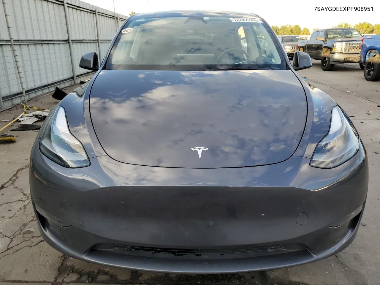 2023 Tesla Model Y VIN: 7SAYGDEEXPF908951 Lot: 72382244