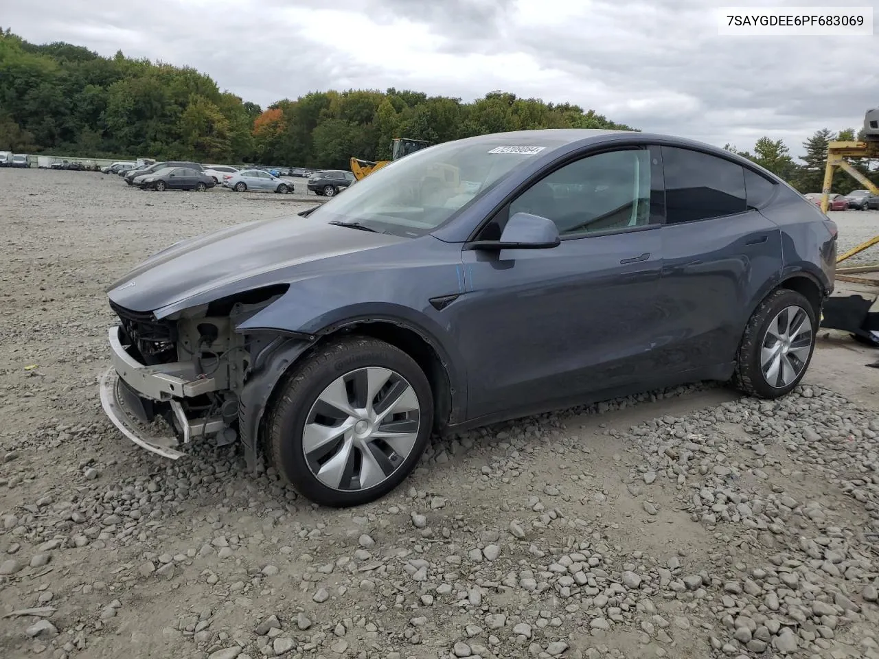 2023 Tesla Model Y VIN: 7SAYGDEE6PF683069 Lot: 72709084