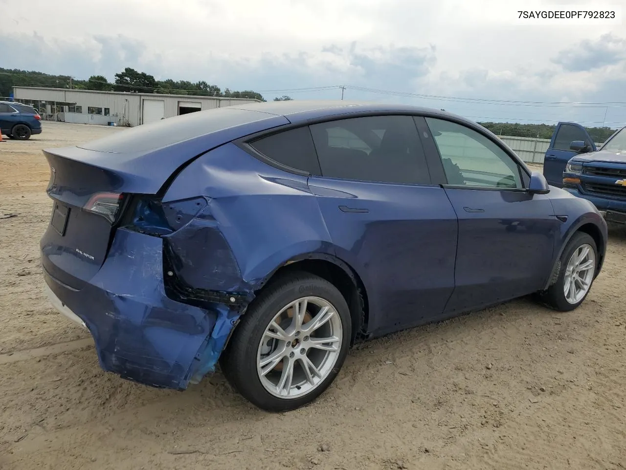 7SAYGDEE0PF792823 2023 Tesla Model Y