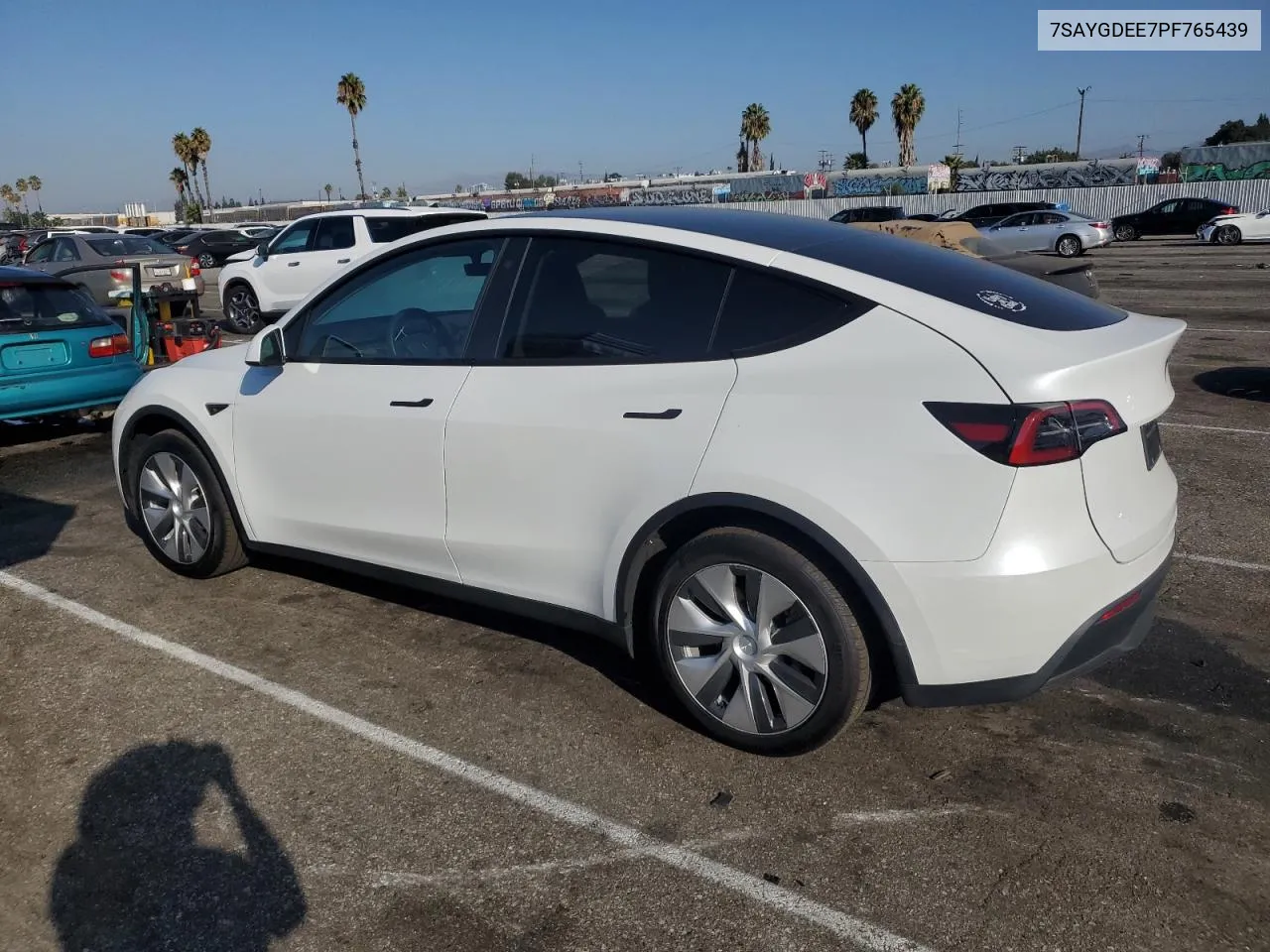 7SAYGDEE7PF765439 2023 Tesla Model Y