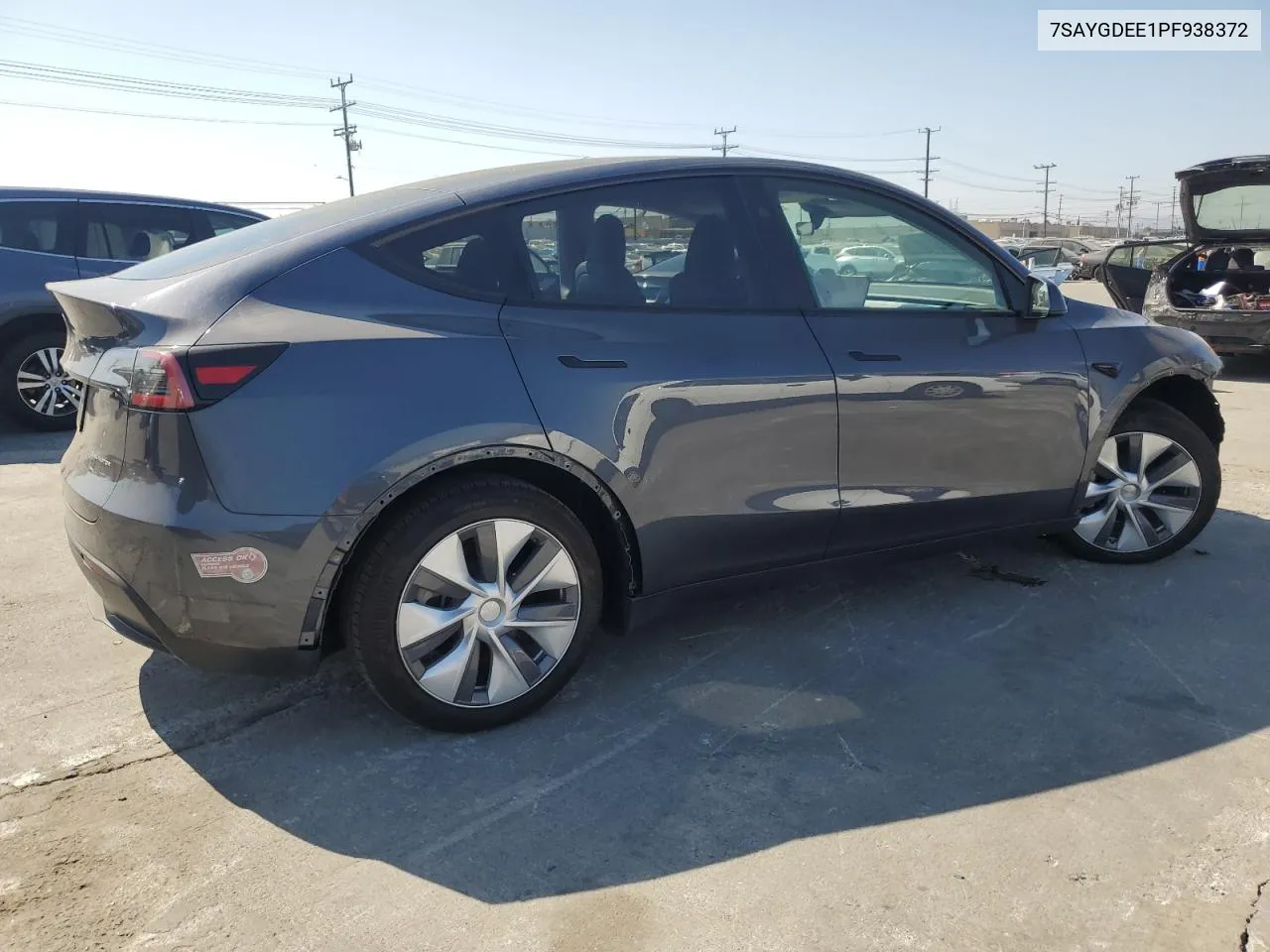 7SAYGDEE1PF938372 2023 Tesla Model Y