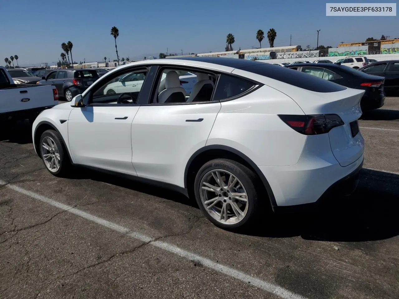 7SAYGDEE3PF633178 2023 Tesla Model Y