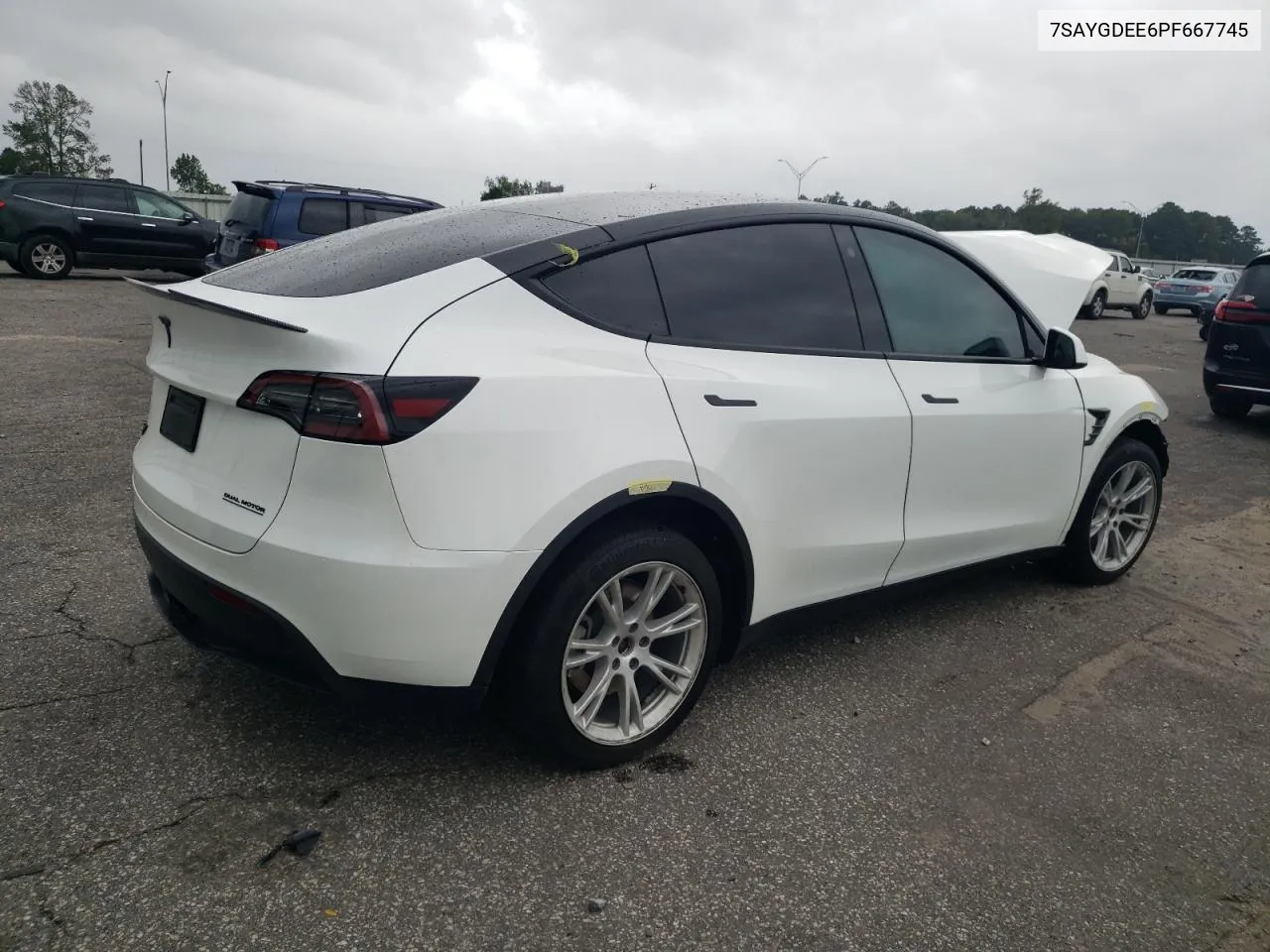 7SAYGDEE6PF667745 2023 Tesla Model Y