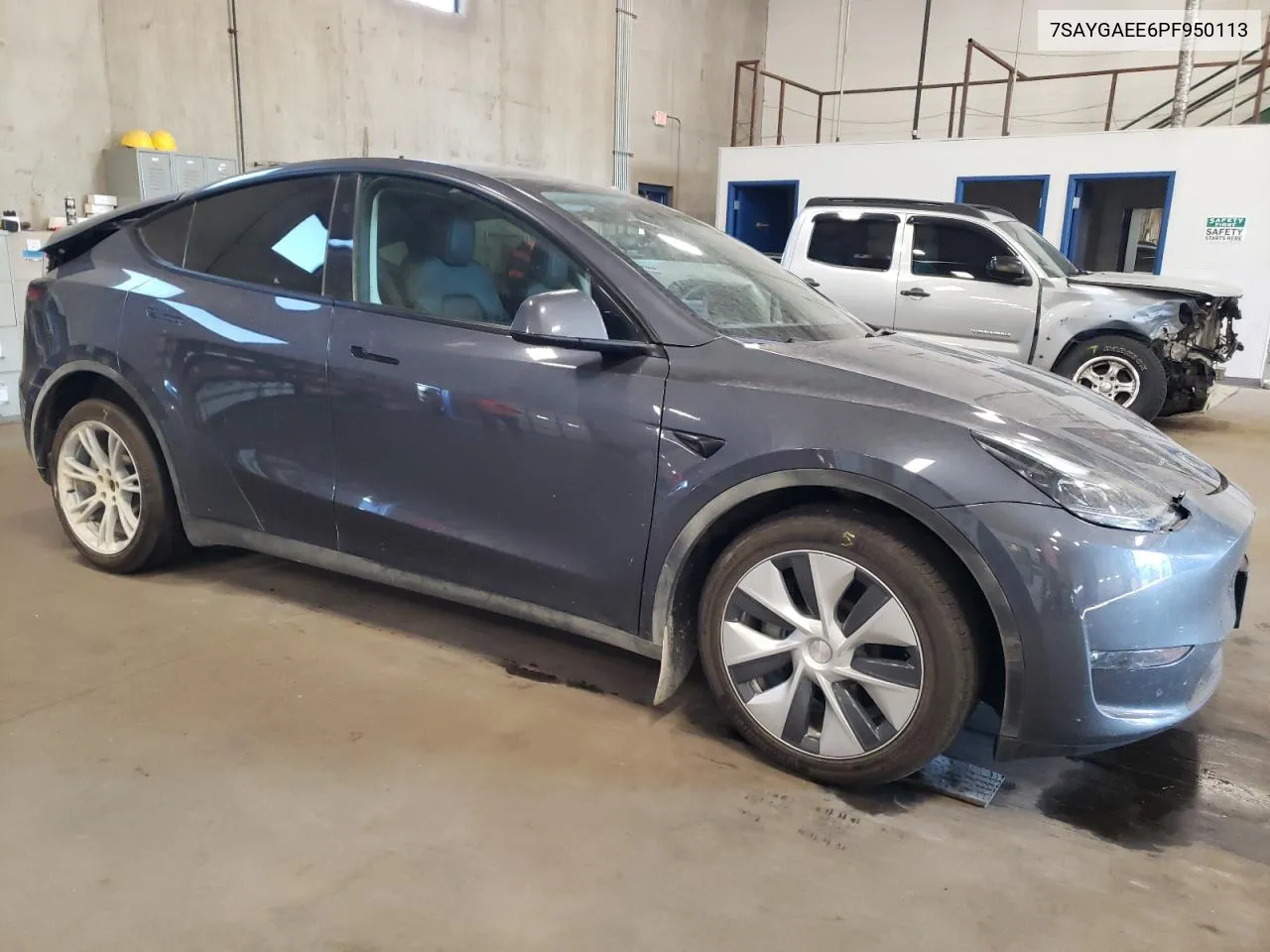 7SAYGAEE6PF950113 2023 Tesla Model Y