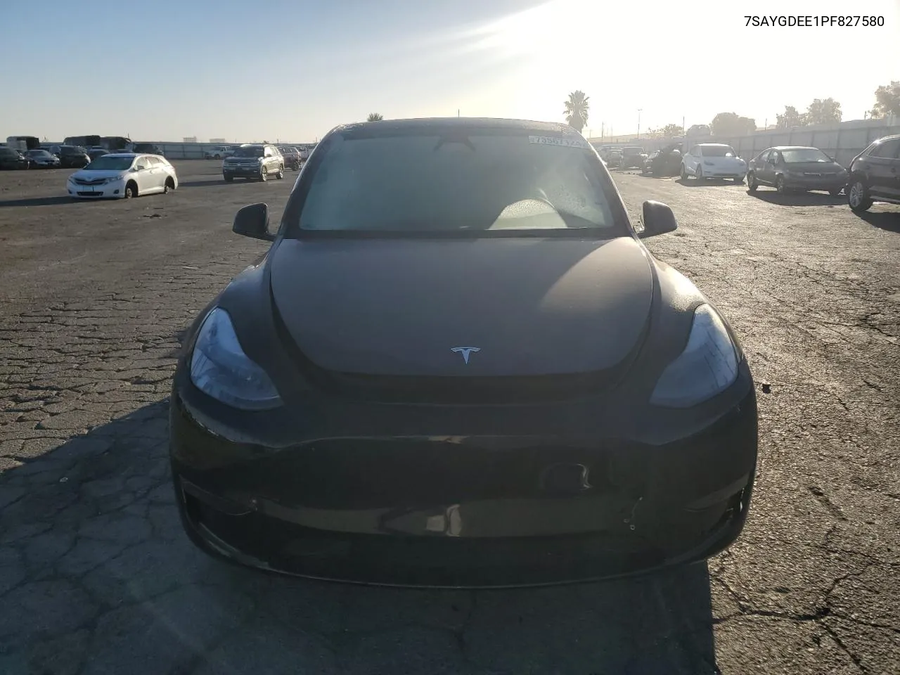 7SAYGDEE1PF827580 2023 Tesla Model Y