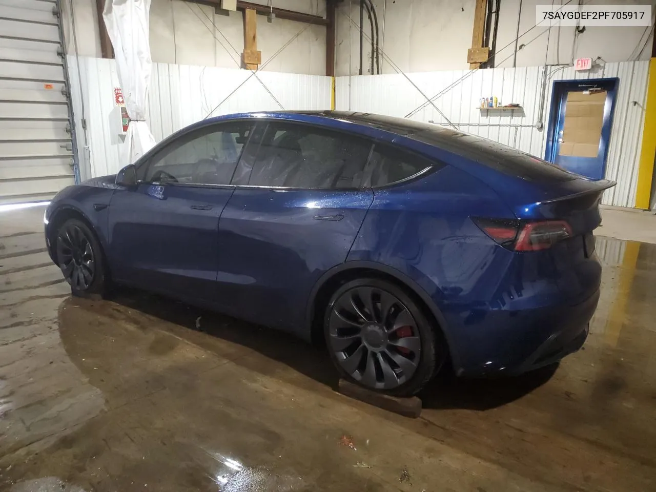 2023 Tesla Model Y VIN: 7SAYGDEF2PF705917 Lot: 76470544