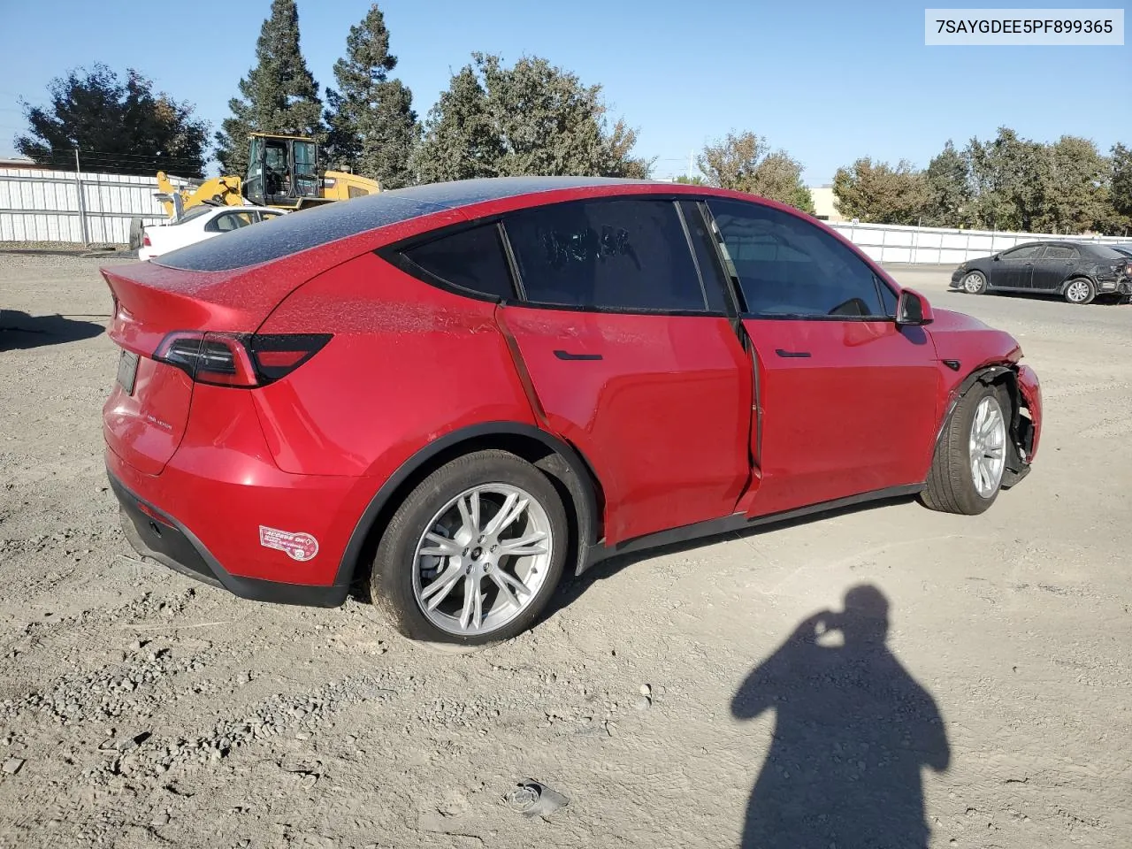 2023 Tesla Model Y VIN: 7SAYGDEE5PF899365 Lot: 76614674