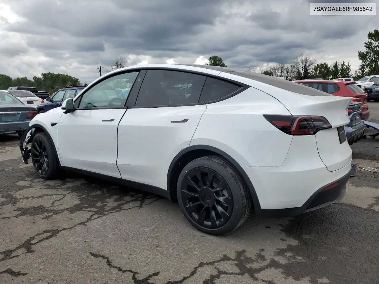 7SAYGAEE6RF985642 2024 Tesla Model Y