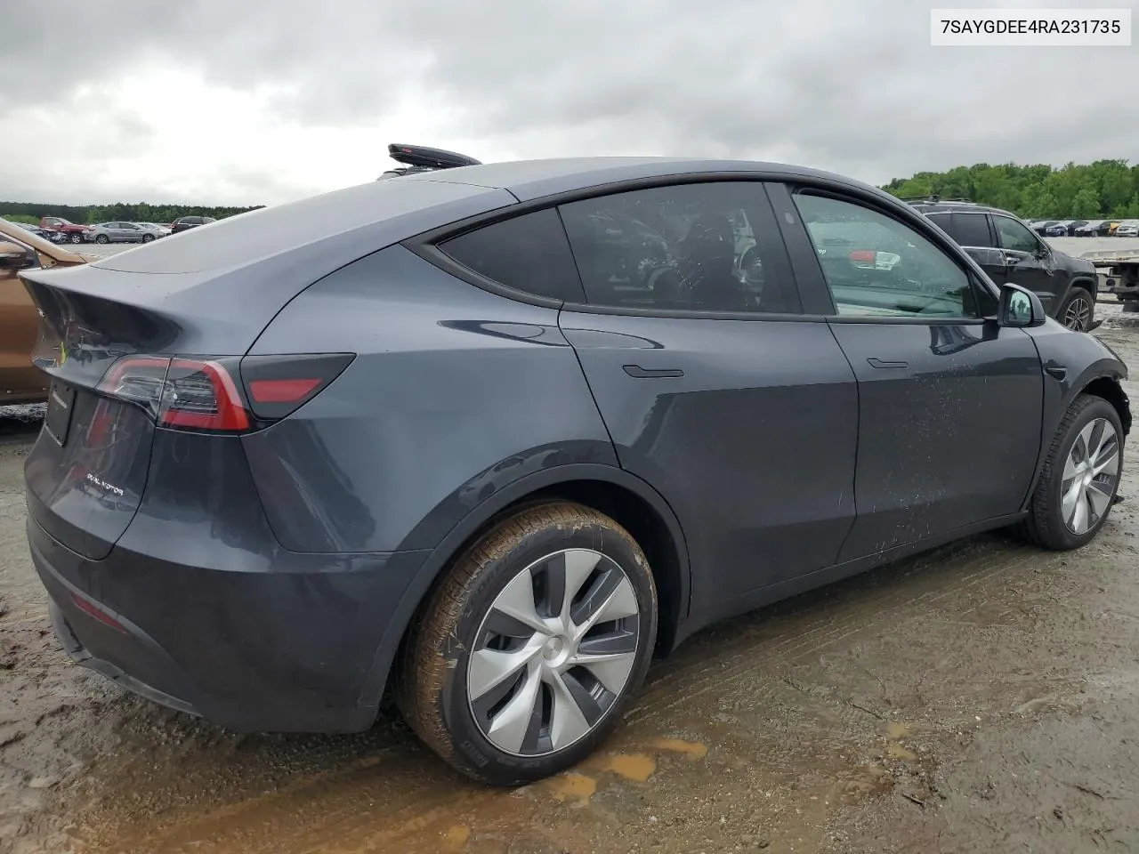 7SAYGDEE4RA231735 2024 Tesla Model Y