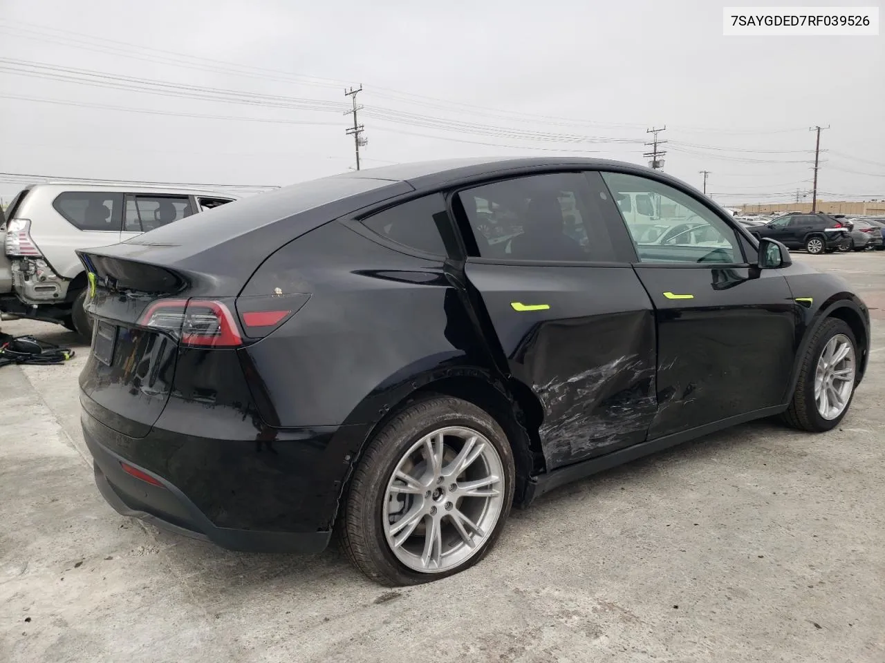 7SAYGDED7RF039526 2024 Tesla Model Y