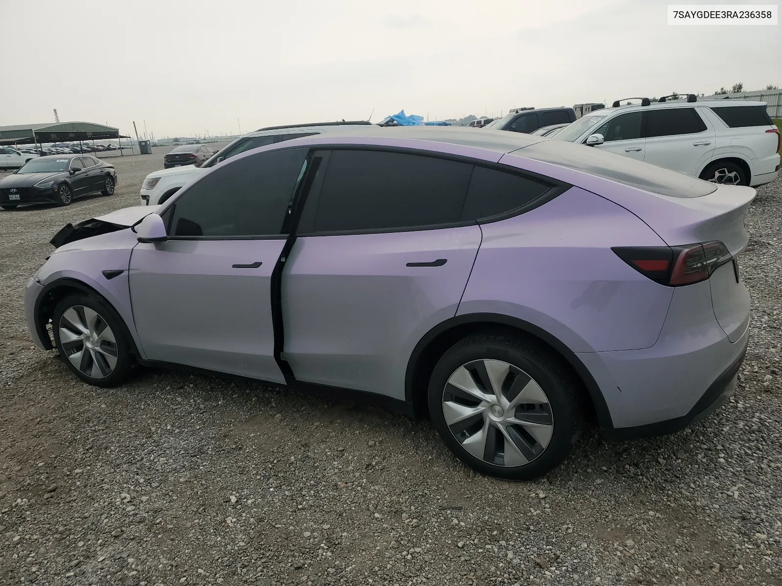 7SAYGDEE3RA236358 2024 Tesla Model Y