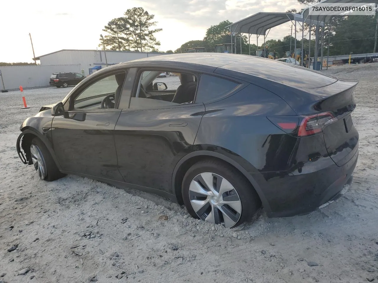 7SAYGDEDXRF016015 2024 Tesla Model Y