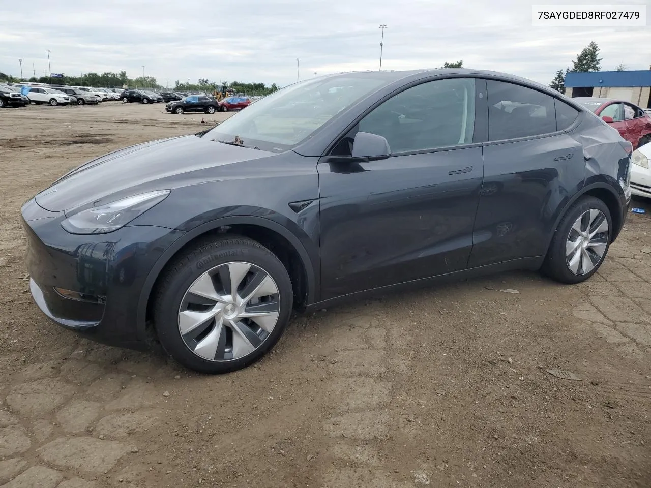 2024 Tesla Model Y VIN: 7SAYGDED8RF027479 Lot: 61059214