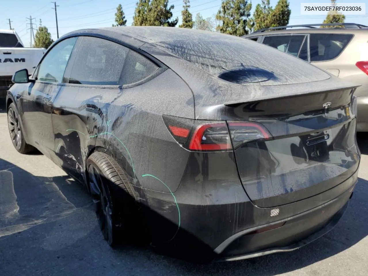 7SAYGDEF7RF023036 2024 Tesla Model Y