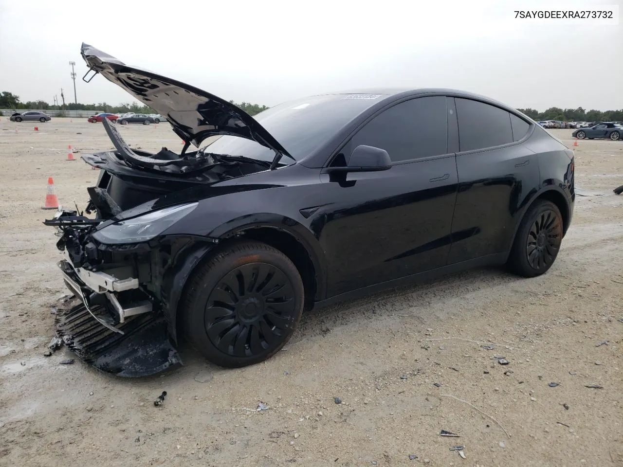 7SAYGDEEXRA273732 2024 Tesla Model Y