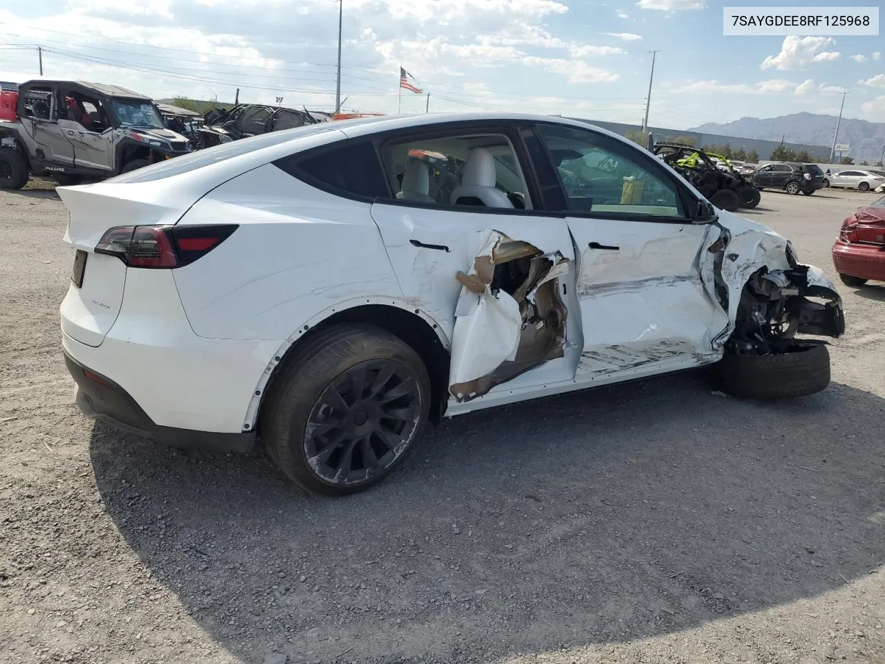 7SAYGDEE8RF125968 2024 Tesla Model Y