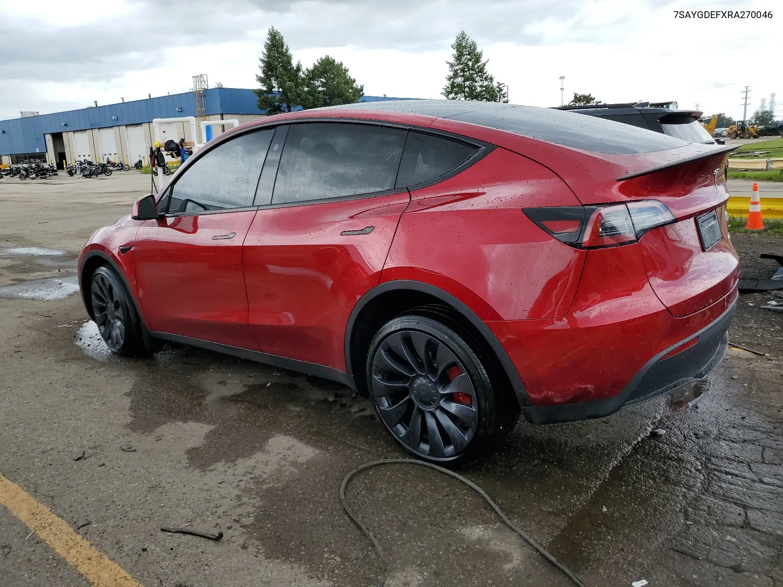 7SAYGDEFXRA270046 2024 Tesla Model Y