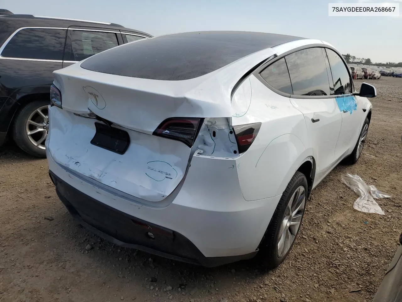 7SAYGDEE0RA268667 2024 Tesla Model Y