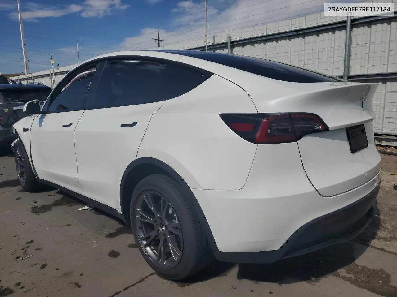 7SAYGDEE7RF117134 2024 Tesla Model Y