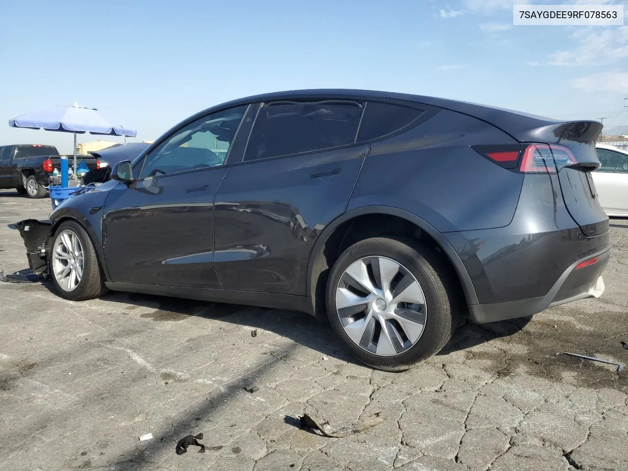 7SAYGDEE9RF078563 2024 Tesla Model Y