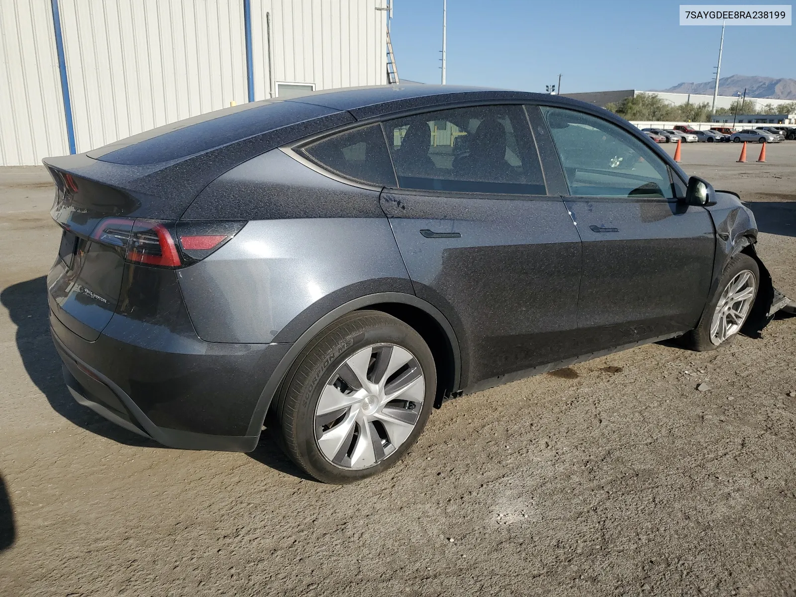 7SAYGDEE8RA238199 2024 Tesla Model Y