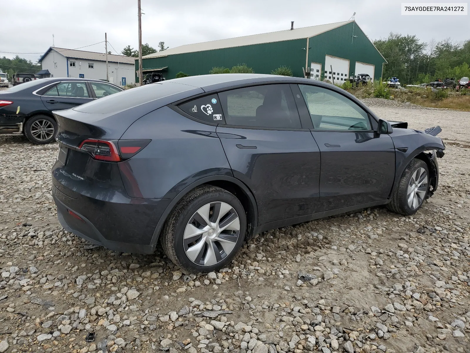 7SAYGDEE7RA241272 2024 Tesla Model Y