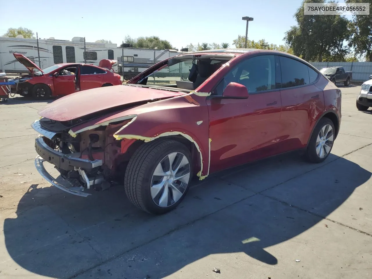 7SAYGDEE4RF056552 2024 Tesla Model Y