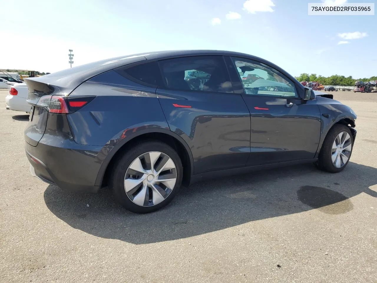 7SAYGDED2RF035965 2024 Tesla Model Y