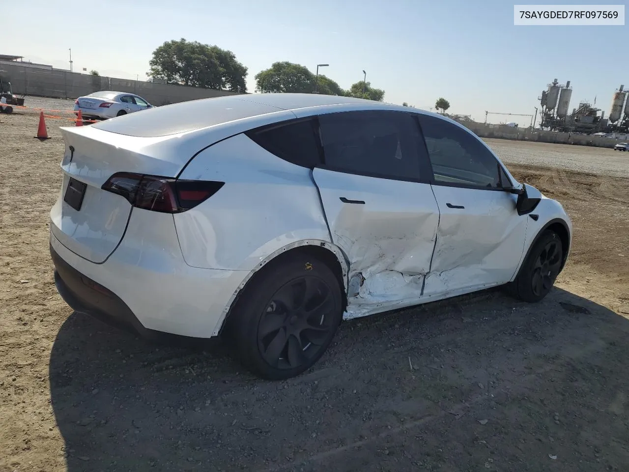 7SAYGDED7RF097569 2024 Tesla Model Y