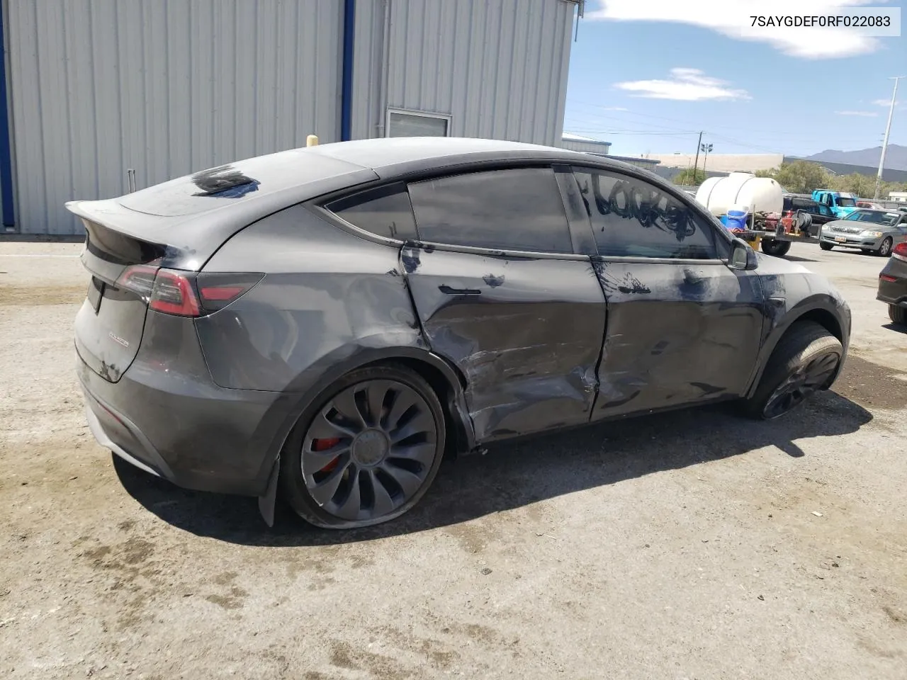 2024 Tesla Model Y VIN: 7SAYGDEF0RF022083 Lot: 68581634