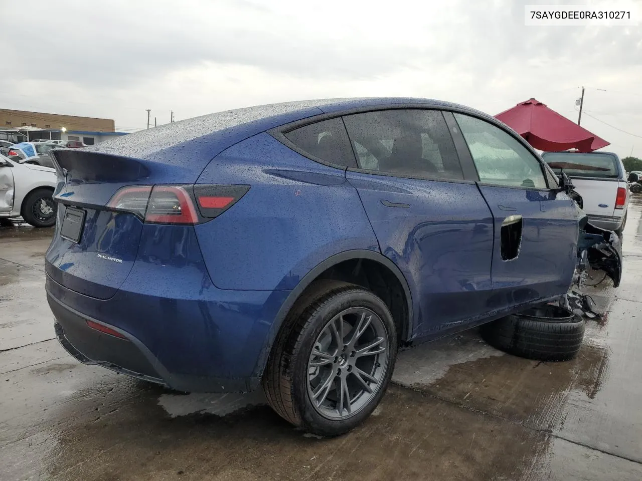 7SAYGDEE0RA310271 2024 Tesla Model Y