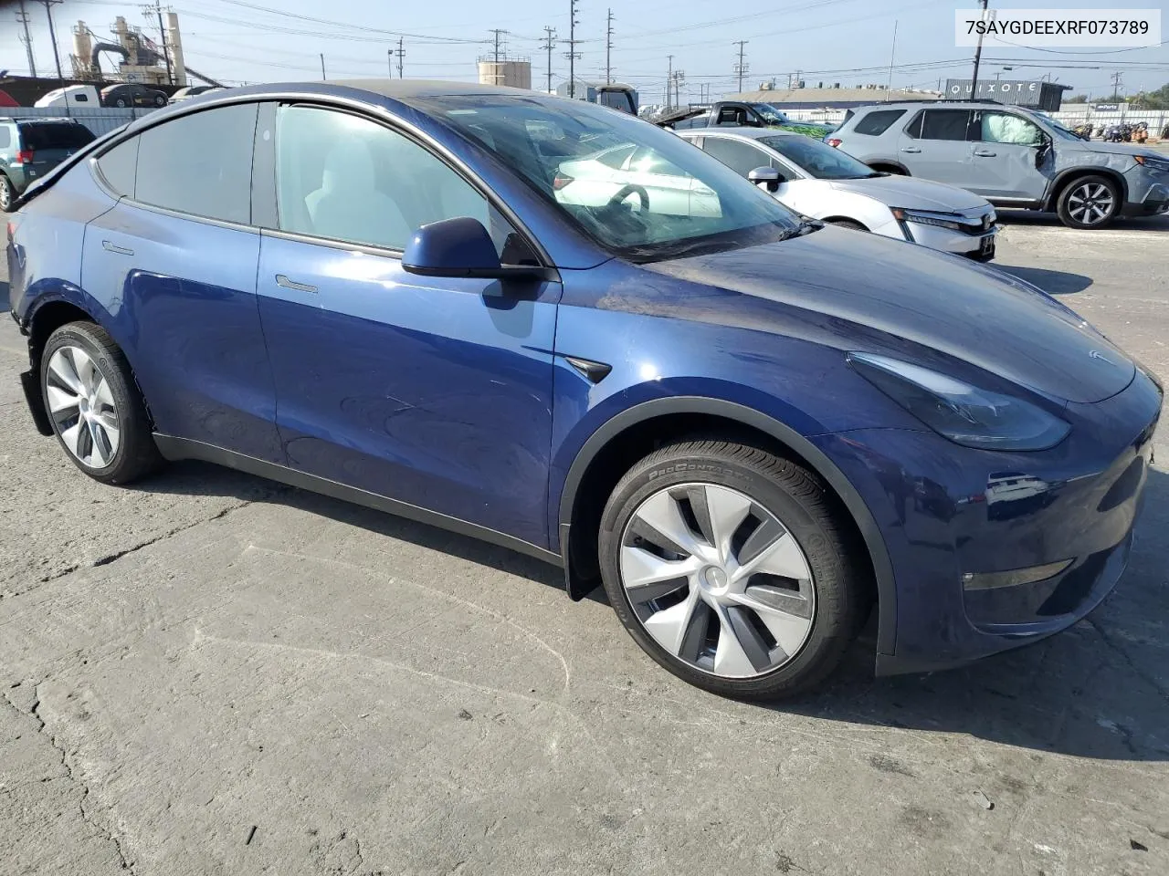 2024 Tesla Model Y VIN: 7SAYGDEEXRF073789 Lot: 68798014