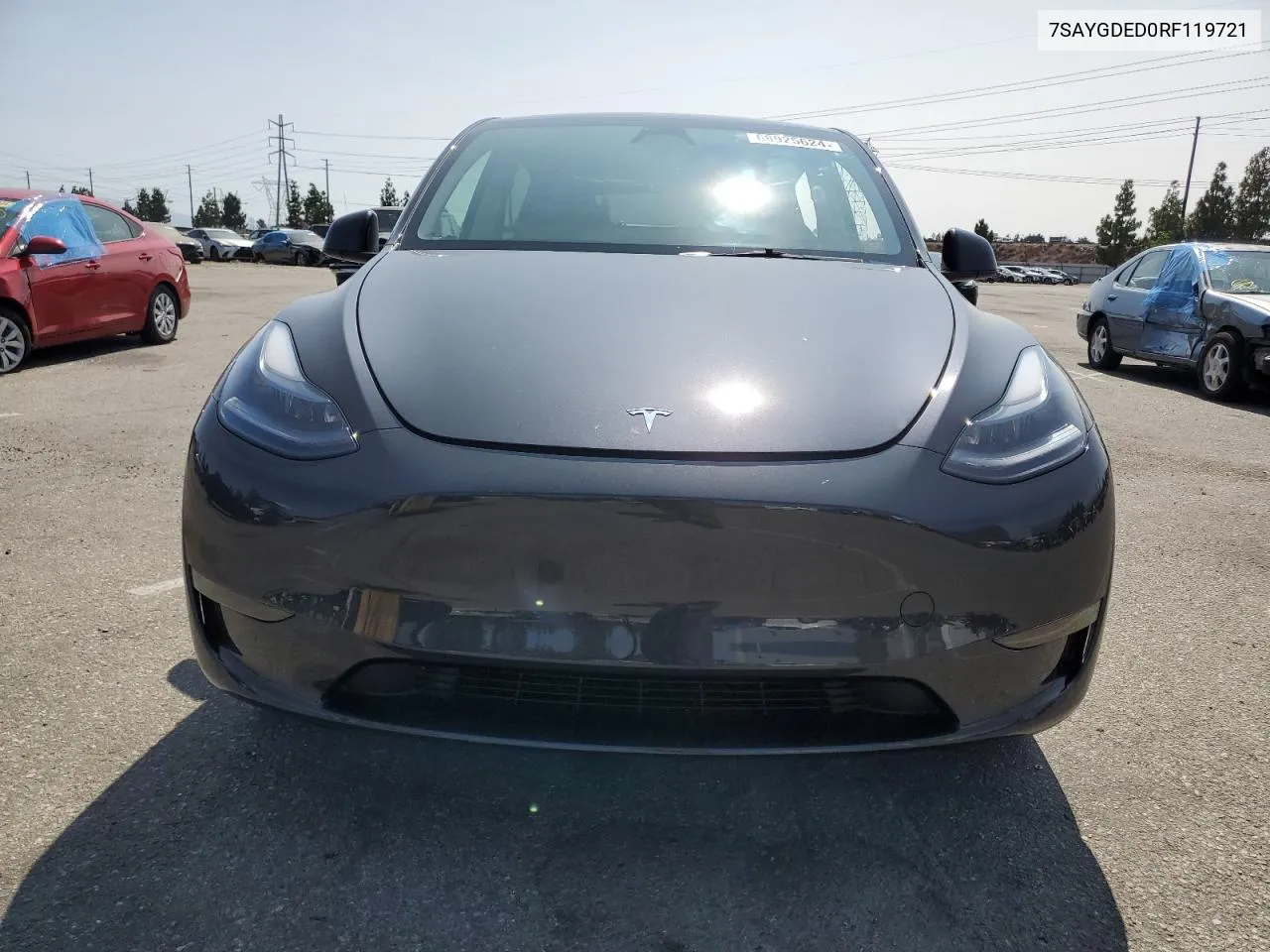 2024 Tesla Model Y VIN: 7SAYGDED0RF119721 Lot: 68925624