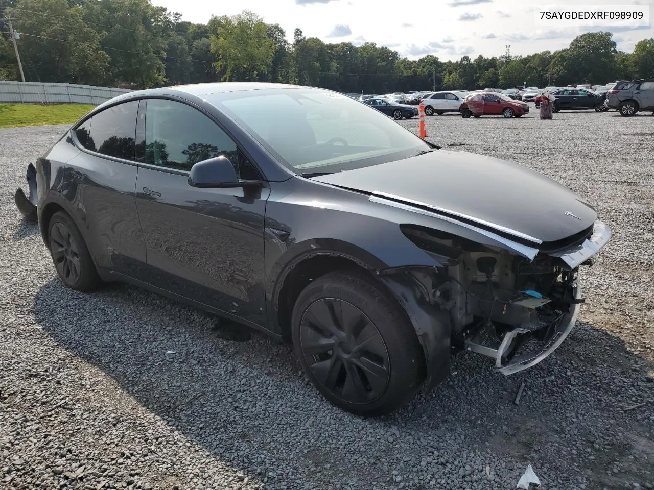 7SAYGDEDXRF098909 2024 Tesla Model Y