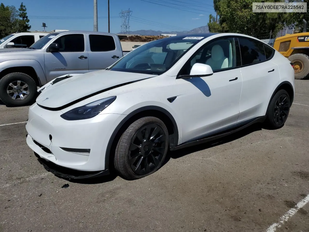 7SAYGDEE7RA225542 2024 Tesla Model Y