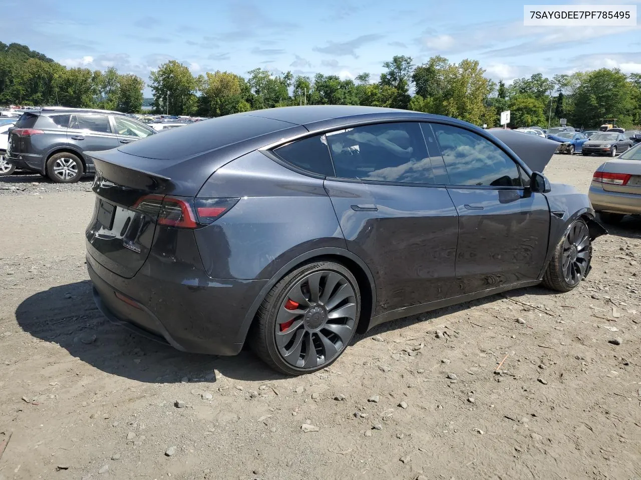 7SAYGDEE7PF785495 2024 Tesla Model Y