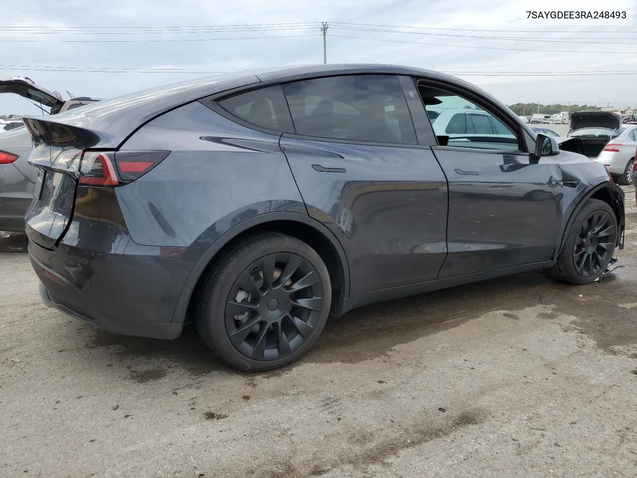 2024 Tesla Model Y VIN: 7SAYGDEE3RA248493 Lot: 70076214