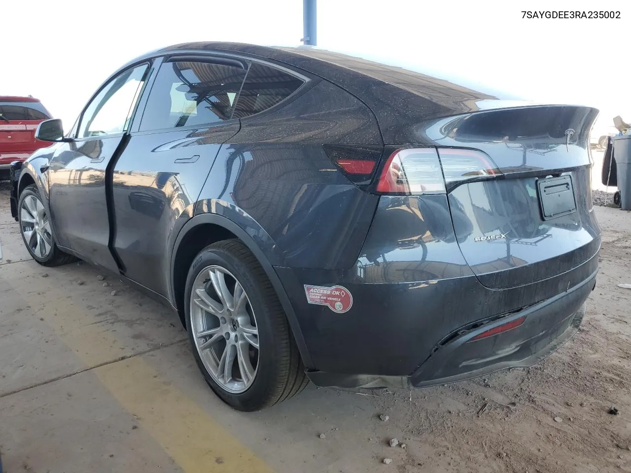 7SAYGDEE3RA235002 2024 Tesla Model Y